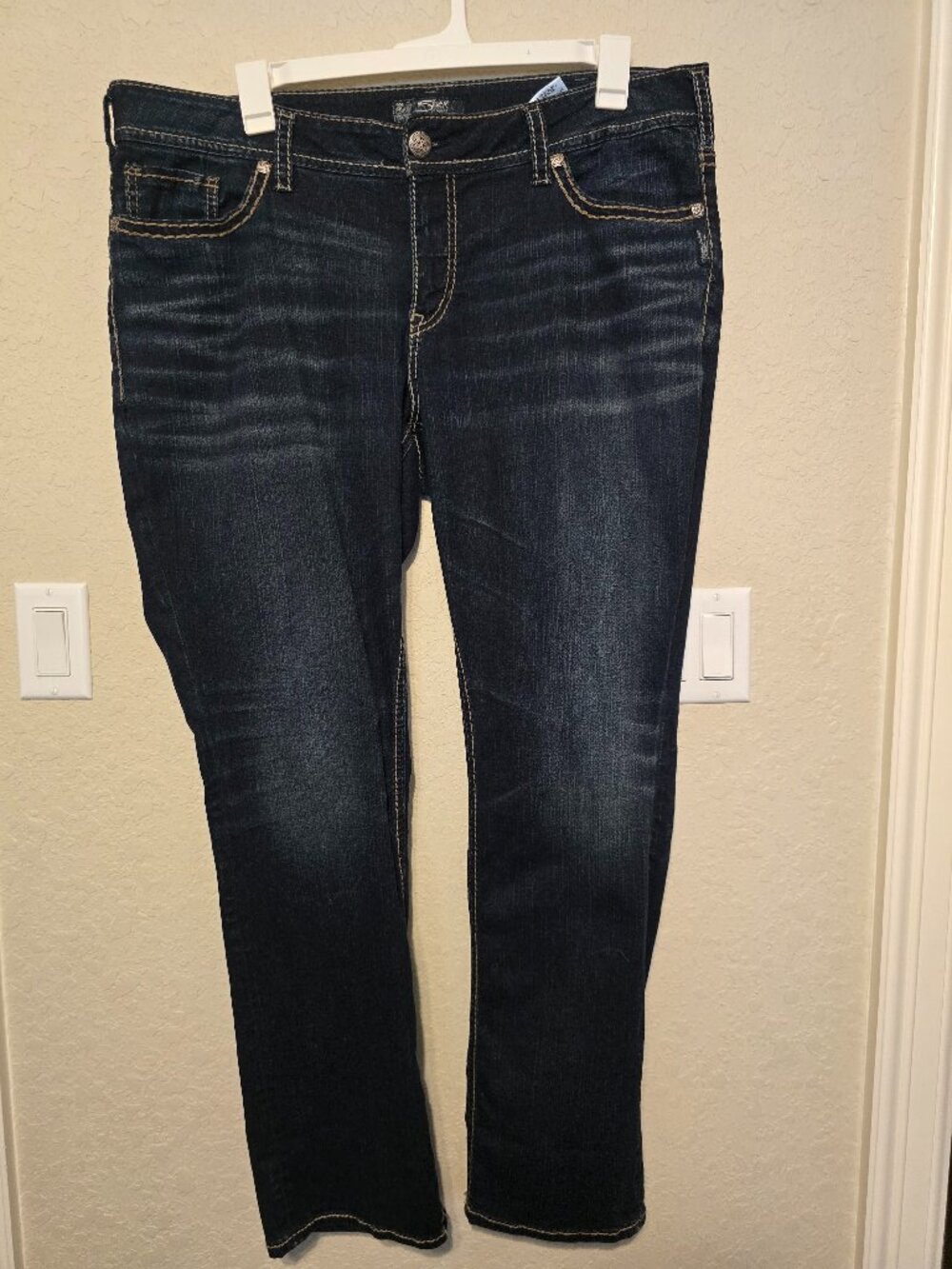 Silver Jeans Co. Suki Straight Leg Jeans | Size 20 | 32" Inseam | Dark| INV#14